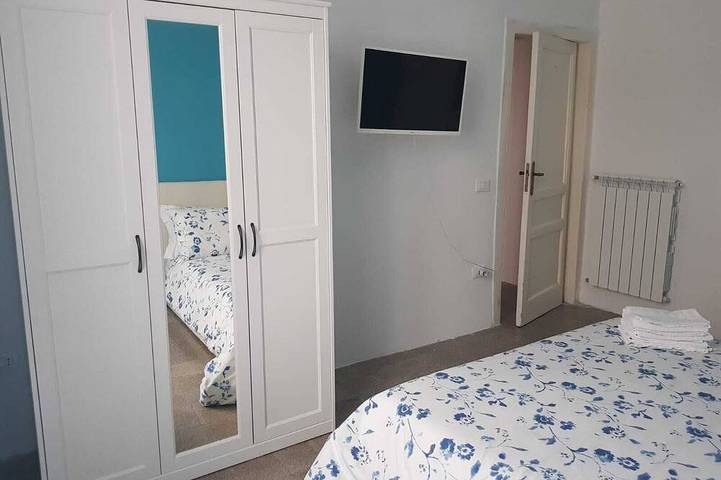 Ganze Wohnung, Le Petit Bouganville Apartment in Salerno in Spiaggia Santa Teresa, Salerno