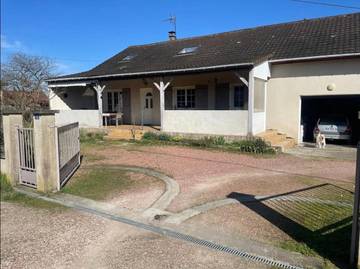 Gîte pour 2 personnes, avec jardin à Ouroux-sur-Saône