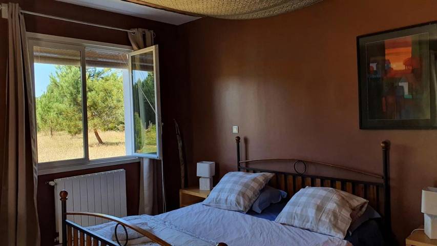 Location de vacances pour 5 personnes, avec piscine ainsi que vue et jardin à Grignols (Gironde) - 4