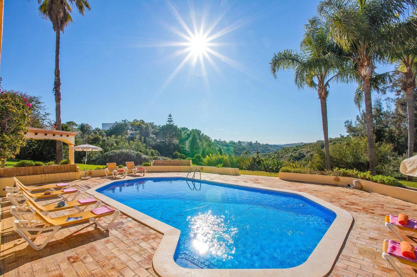 Villa für 8 Personen mit Garten in Carvoeiro, Lagoa