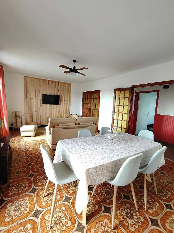 Appartement de vacances pour 6 personnes, avec jardin et balcon