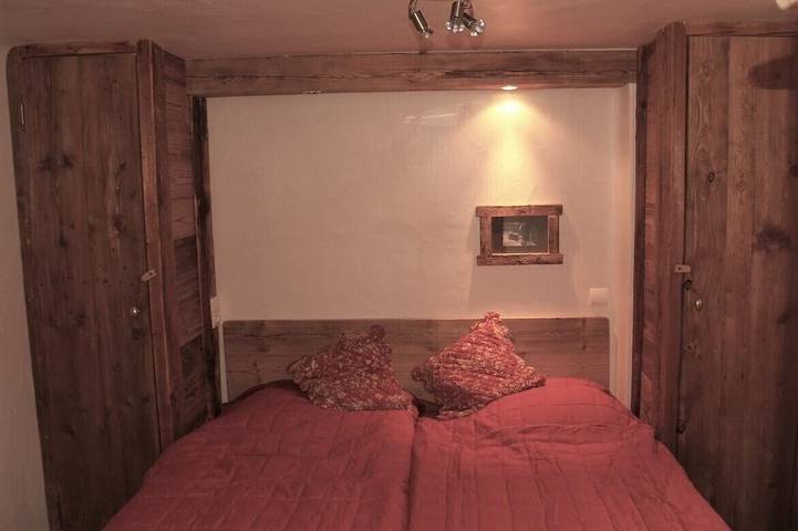 Gîte pour 8 personnes, avec Balcon ainsi que Jacuzzi et Terrasse dans Courchevel 1300 (Le Praz) - 4