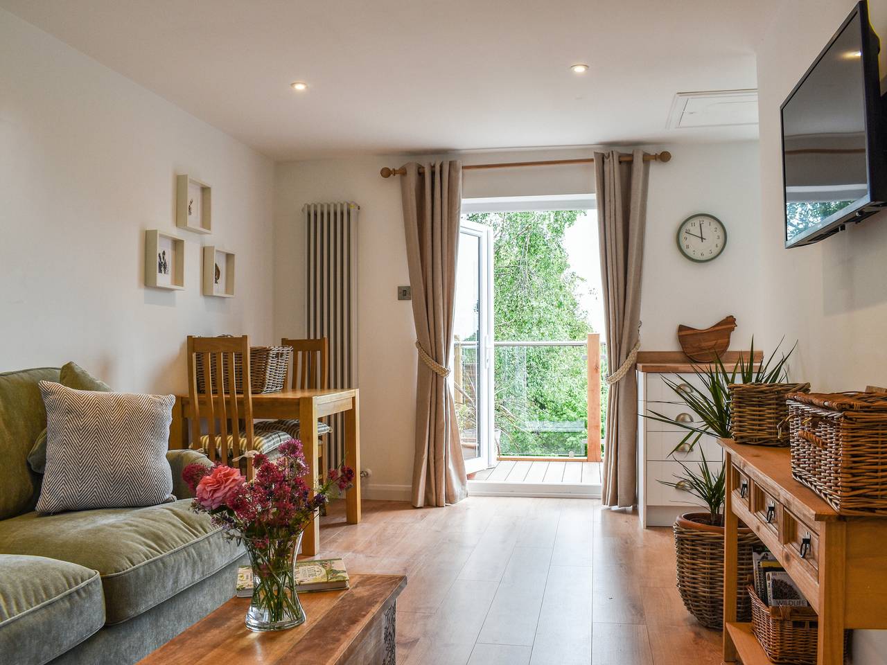 Hillside Hideaway in Gloucestershire