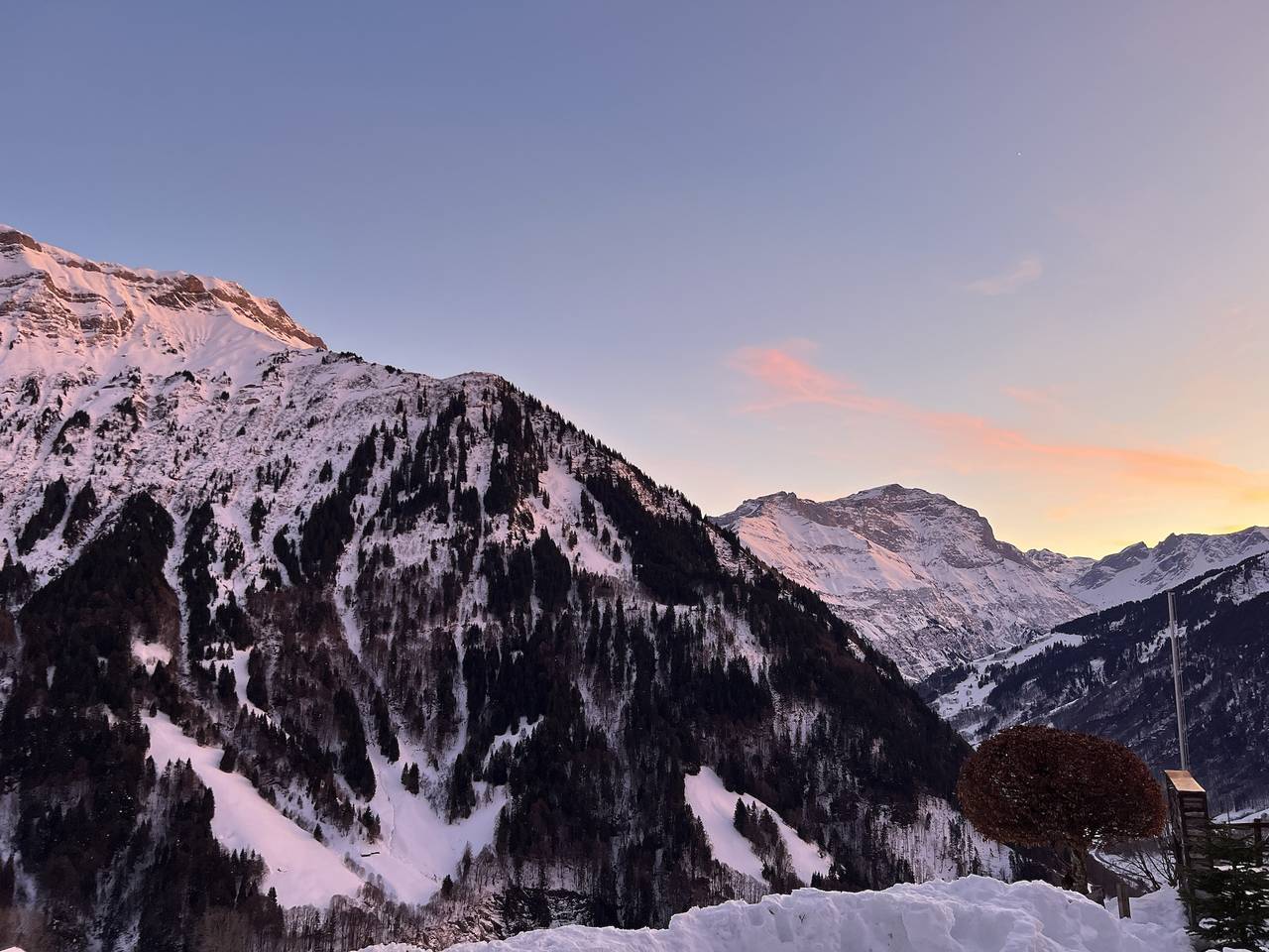 Ganze Ferienwohnung, Ferienhaus Diggelmann - 5,5 - 7 Zimmer Ferienhaus Diggelmann in Matt, Glarus Süd