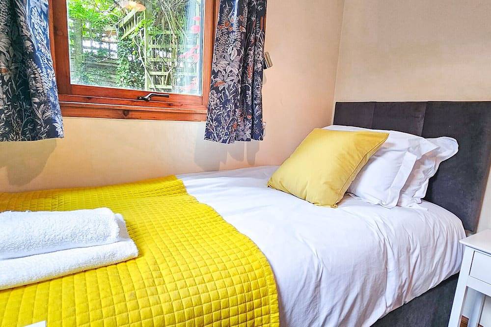 Mystayinn Melrose Villa Room 11 in Inverness, Highlands