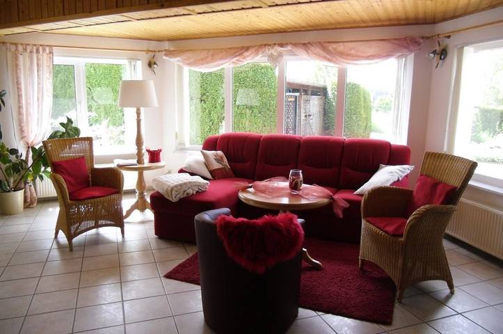 Geräumiges Ferienhaus mit Sauna, Balkon, Garten und Wlan in Hohen Wangelin in Hohen Wangelin, Mecklenburgische Seenplatte