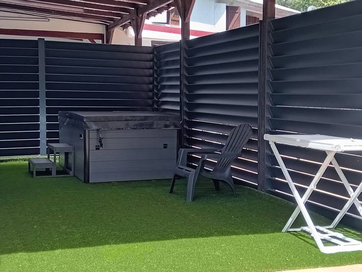 Appartement de vacances pour 2 personnes, avec terrasse ainsi que jacuzzi et jardin - 1