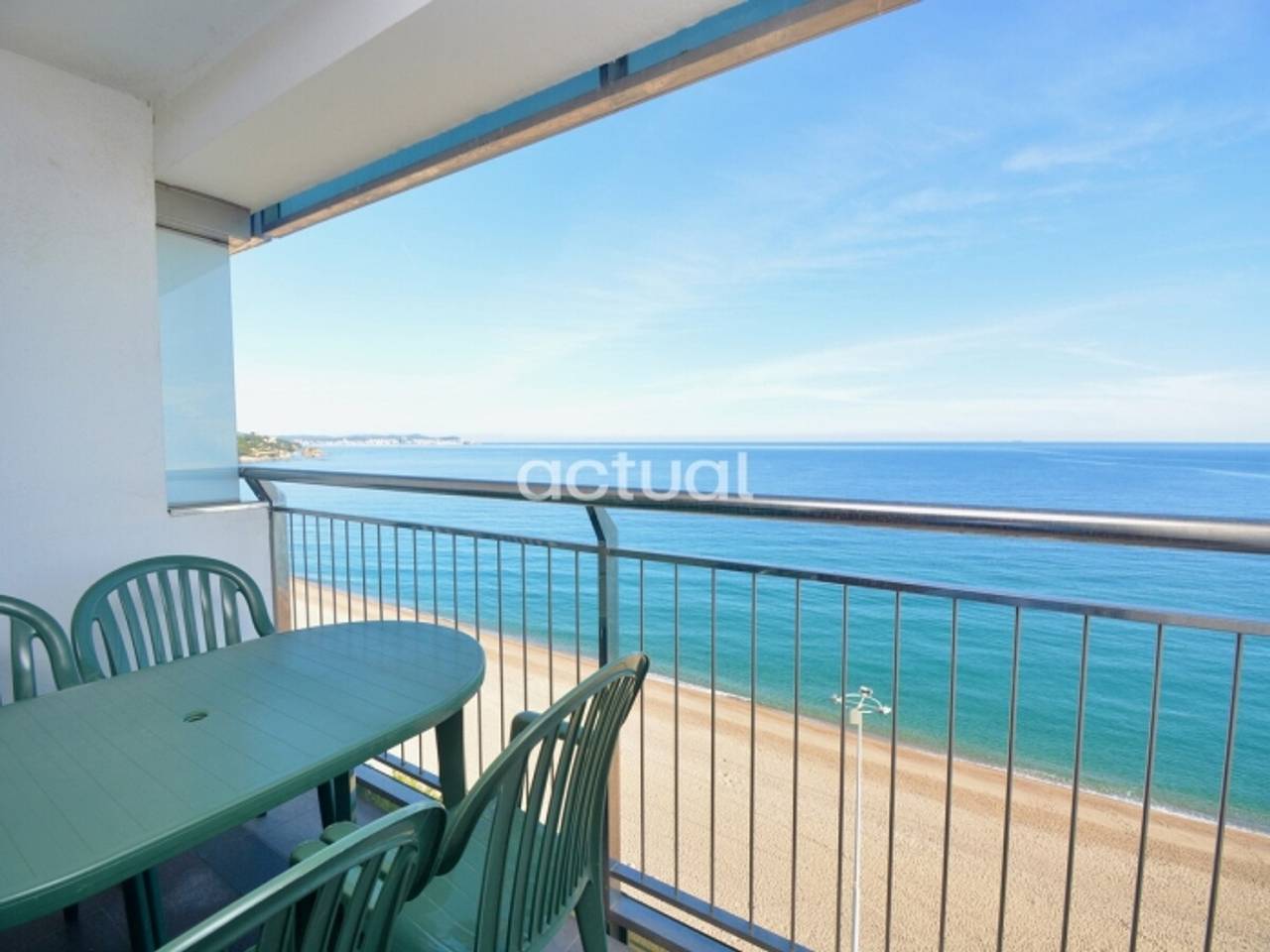 Studio entier, Studio bord de mer avec terrasse, Wifi et ascenseur in Platja d'Aro, Costa Brava