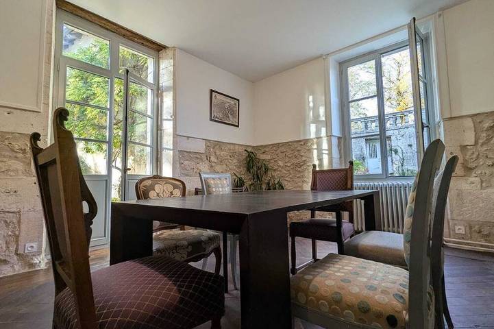 Location de vacances pour 3 personnes à Bourdeilles