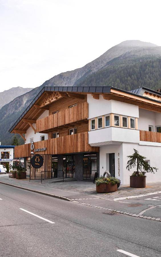 BnB für 4 Personen, mit Balkon im Ötztal