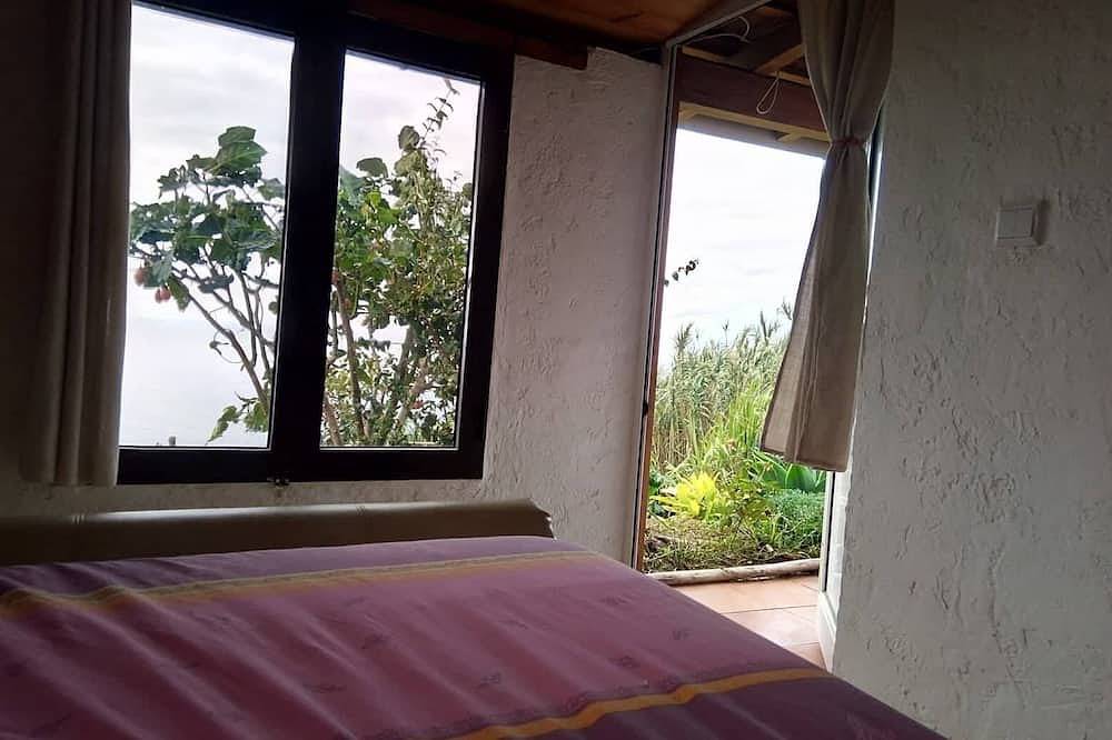Ribeira Brava, inprenable Haus mit Blick auf den Ozean dens eine ruhige Gegend in Pináculo, Ribeira Brava