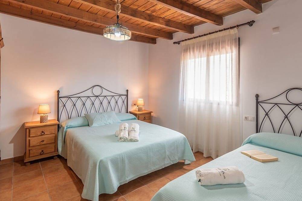 Casa Mis Niñas Casabermeja in Casabermeja, Provincia de Málaga