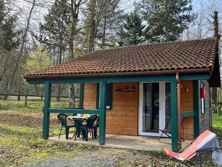 Camping Relais du Léman Pausado - Chalet 4 personnes - Chalet 4 places Cosy Small: 3 adultes + 1 enfant de moins de 9 ans in Messery, Région de Thonon-les-Bains