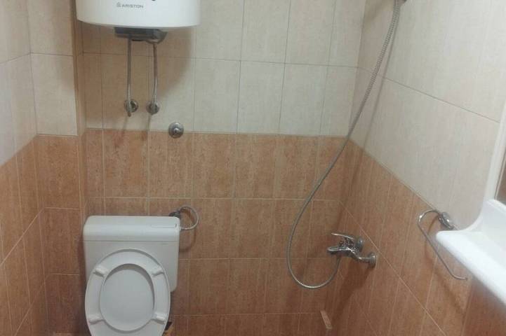 Appartement entier, Cetvorokrevetni apartman sa parkingom in Budva, Municipalité de Budva