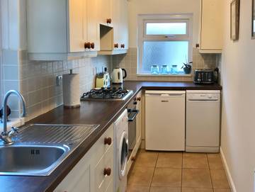 Log Cabin for 4 People in Skipton, North Yorkshire, Photo 4