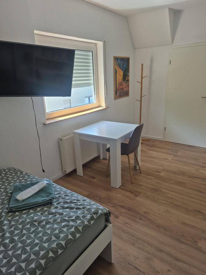 Ganze Wohnung, Three-Bedroom Apartment in Osnabrück, Niedersachsen