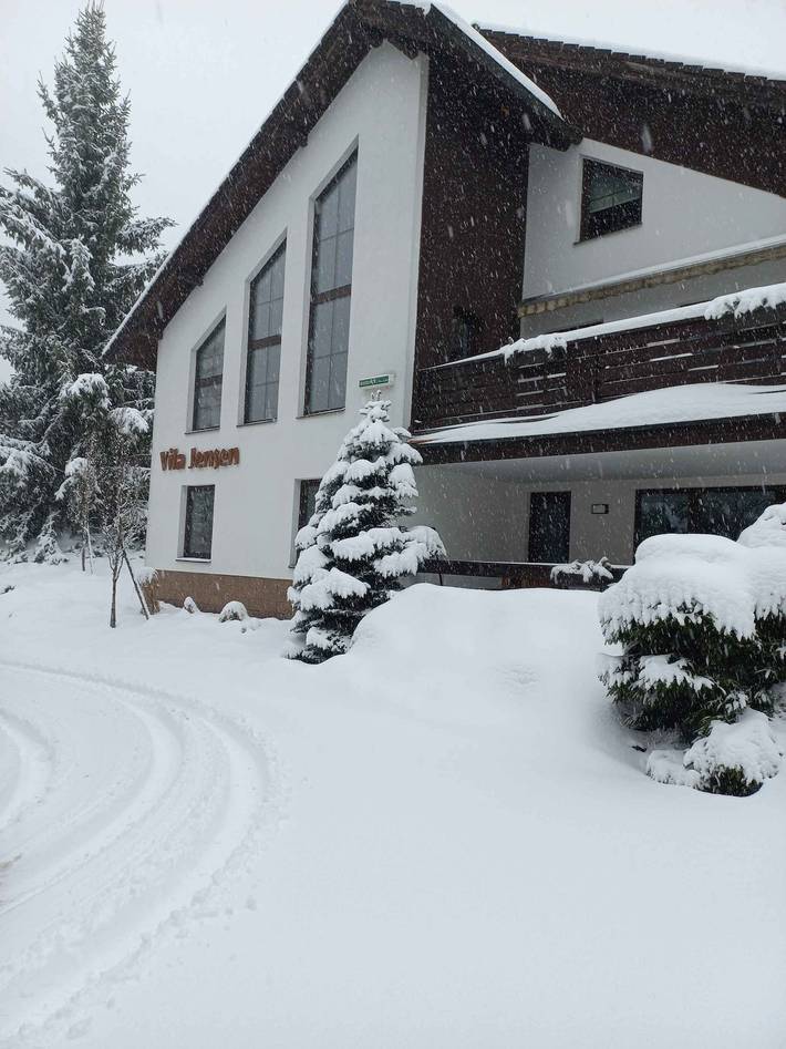 Ferienwohnung für 14 Personen, mit Garten und Balkon in Harrachov - 3