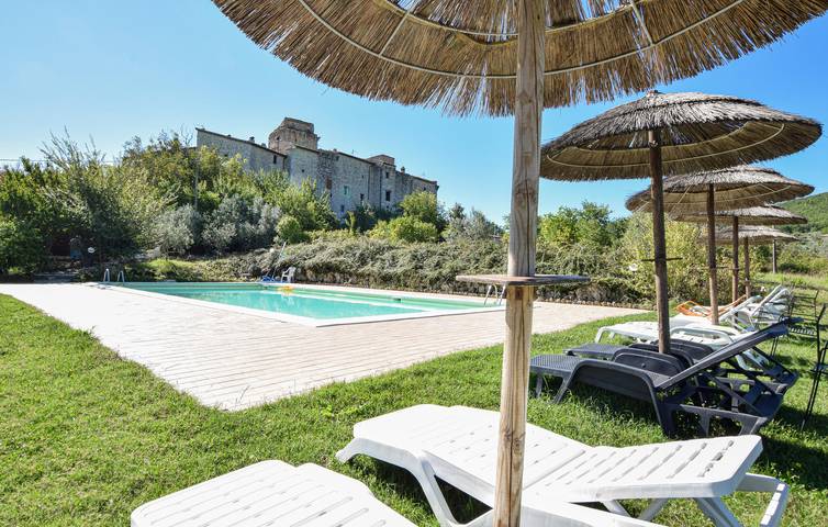 Gîte pour 5 personnes, avec jardin, animaux acceptés à Gualdo Cattaneo - 4