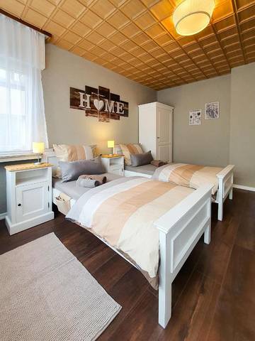 Ferienhaus für 10 Personen, mit Garten in Bornheim