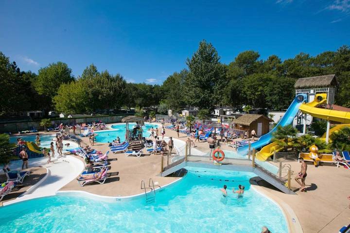 Camping for 5 people, with children pool and pool as well as terrace - 1