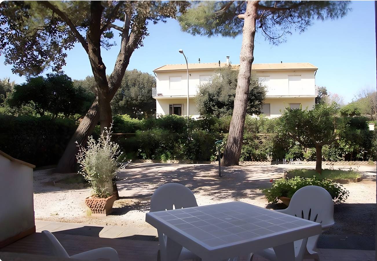Appartamento con giardino a pochi passi dalla Spiaggia La Conchiglia in San Vincenzo, Costa degli Etruschi