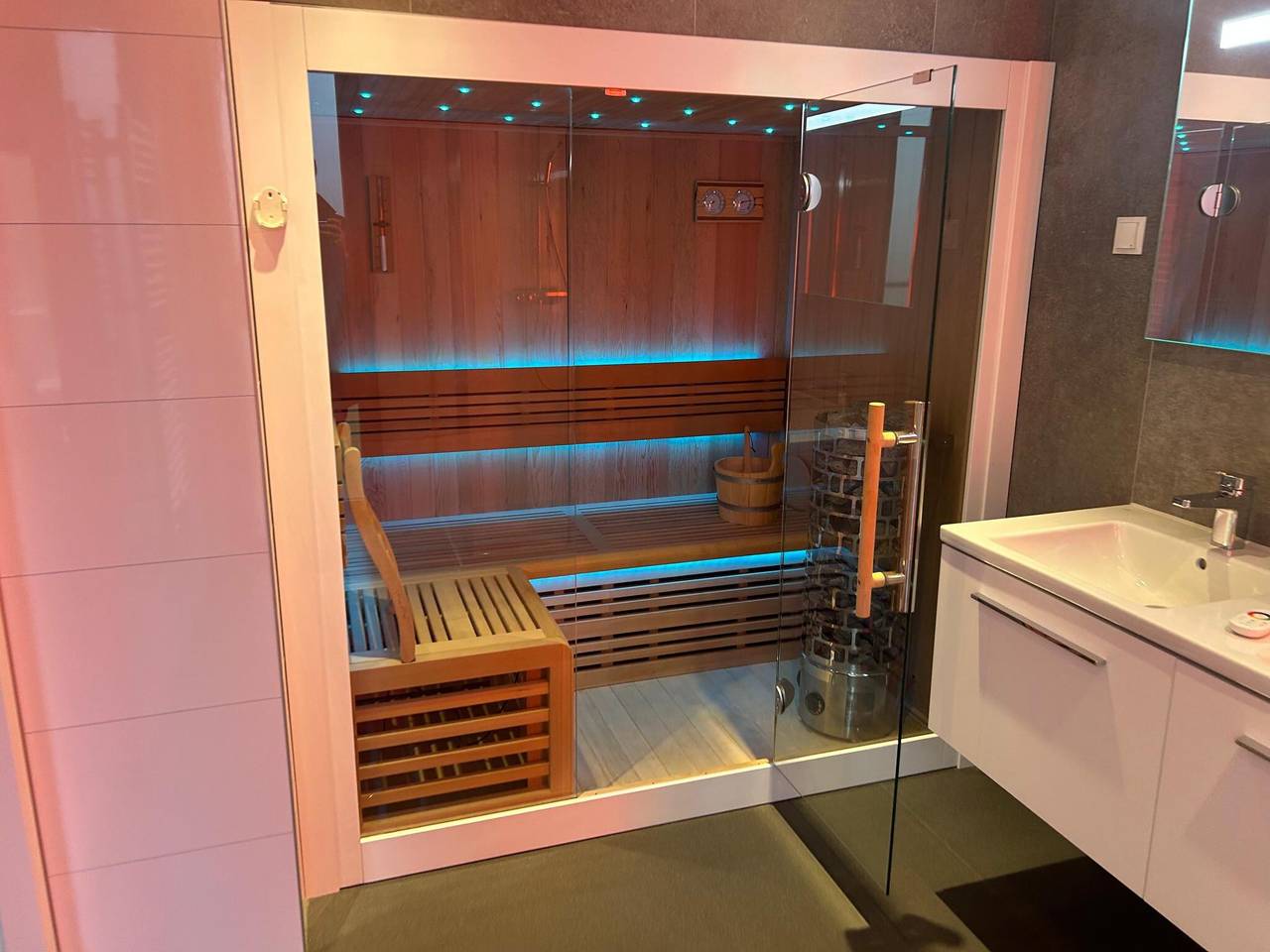 Wasserlodge in Winterswijk mit Sauna & Hottub in Achterhoek