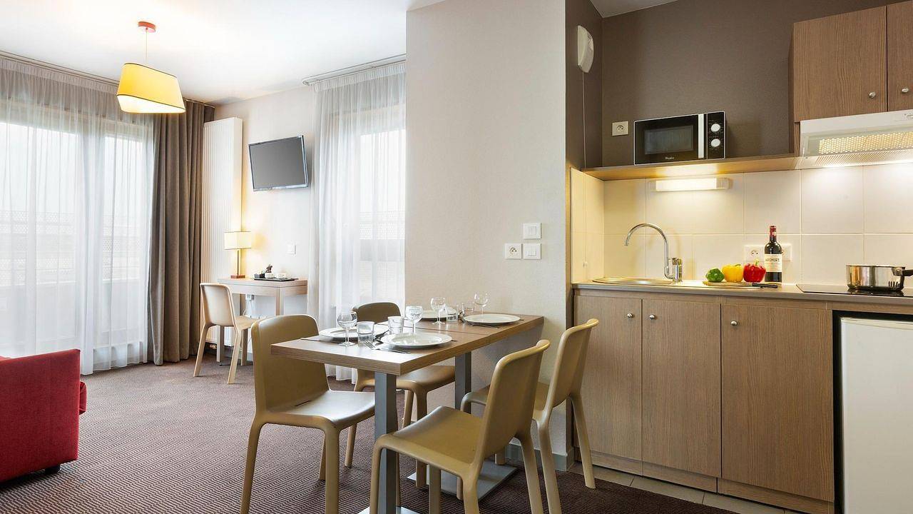 Hotel für 4 Personen (38 m²) in Annemasse in Ambilly, Région de Saint-Julien-en-Genevois