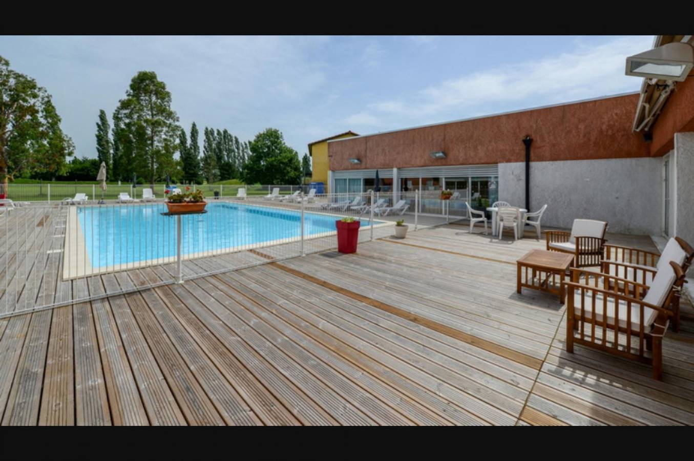 Ganze Wohnung, Ferienwohnung für 4 Personen mit Pool in Rivières, Albi und Umgebung