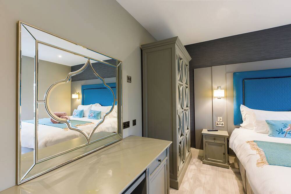 Entire apartment, Luxurious Balcony Apartment Killarney Town Centre in Scrahane, Killarney