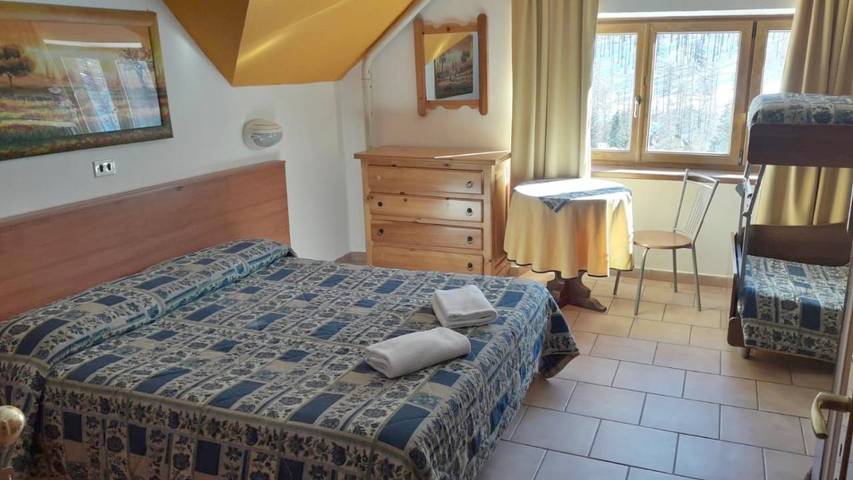 Hôtel pour 3 personnes, avec vue, animaux acceptés à Claviere - 4