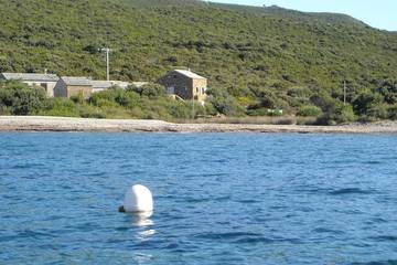 Gîte pour 8 personnes, avec terrasse et jardin dans Plage de Tollare