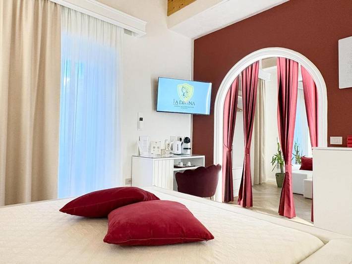 Chambre d’hôte pour 2 personnes, avec vue et balcon à Tropea - 4