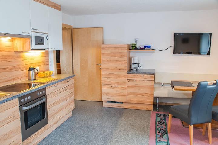Ganze Ferienwohnung, Apartment Typ A (2-4 Pers.) in Kappl, Verwall