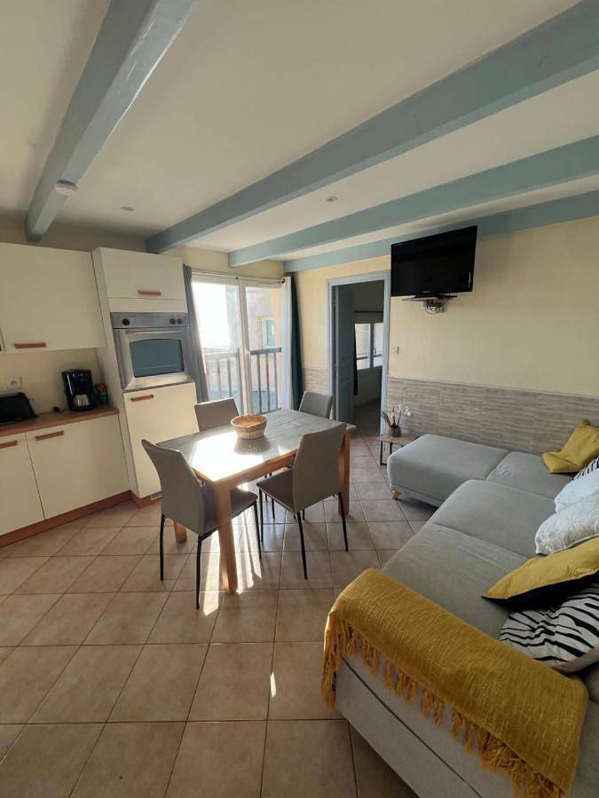 Appartement entier, F2 apartments with panoramic sea views in Farinole, Région de Calvi