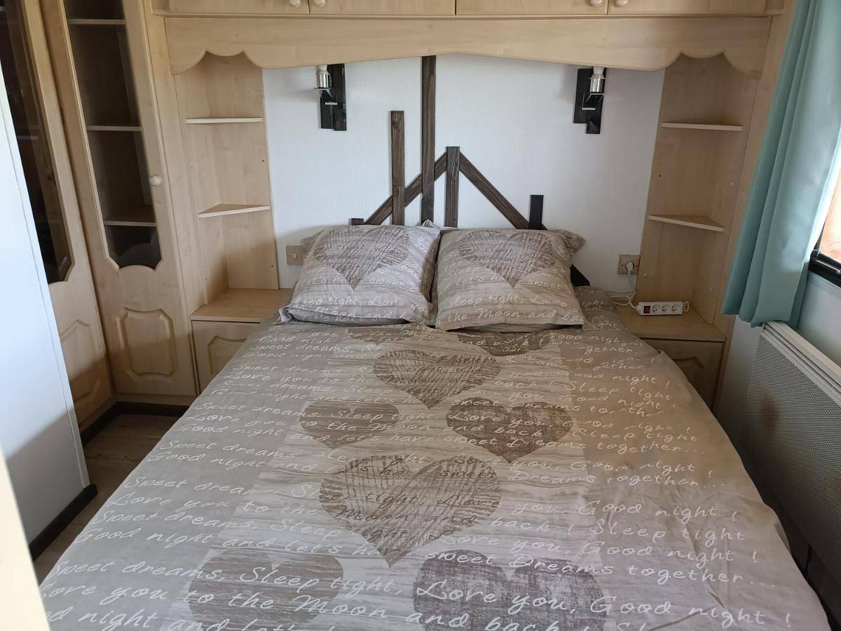 Two-Bedroom Chalet in Cublize, Région de Villefranche-sur-Saône