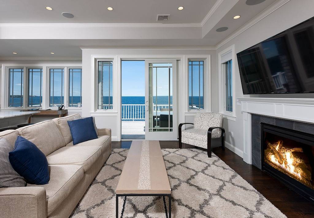 Brandneu mit erstaunlich freiem Blick auf das Meer 3 Schlafzimmer 2. 5 Bäder in York Beach, Cape Neddick