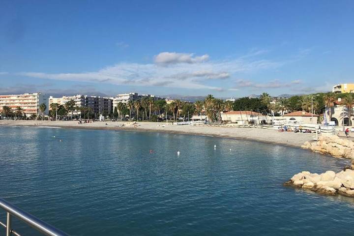 Location de vacances pour 4 personnes, avec vue et terrasse dans Cros de Cagnes