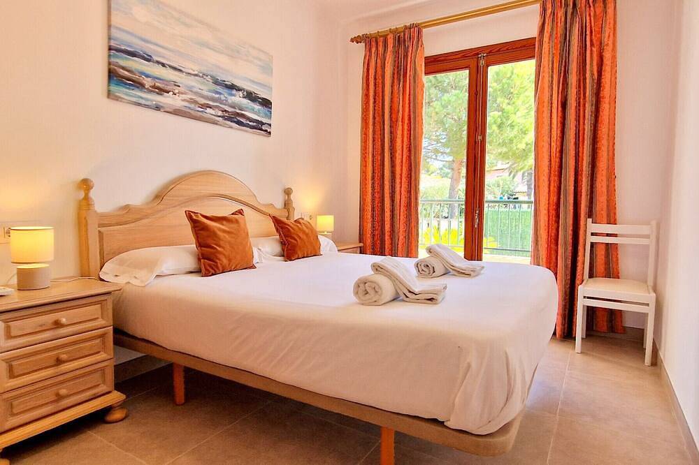 Villa con jardín a 150m de la playa in Playa de Muro, Muro