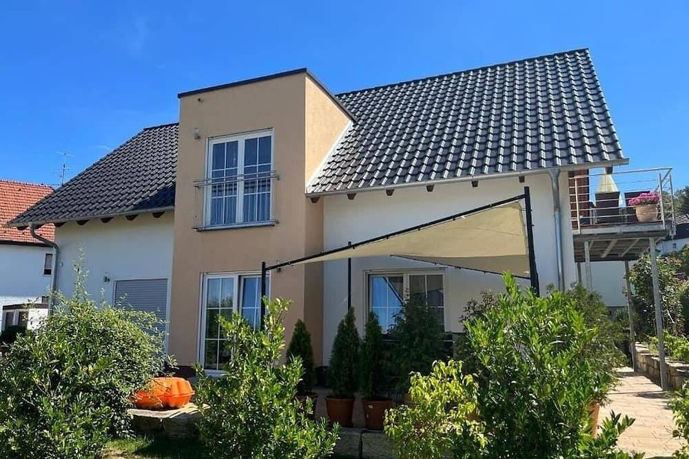 Ganze Wohnung, Ferienwohnung/App. für 4 Gäste mit 100m² in Bad Liebenstein in Bad Liebenstein, Rennsteig