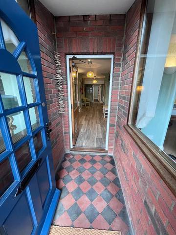 Holiday Apartment for 7 People in Shanklin, Isle of Wight, Photo 3