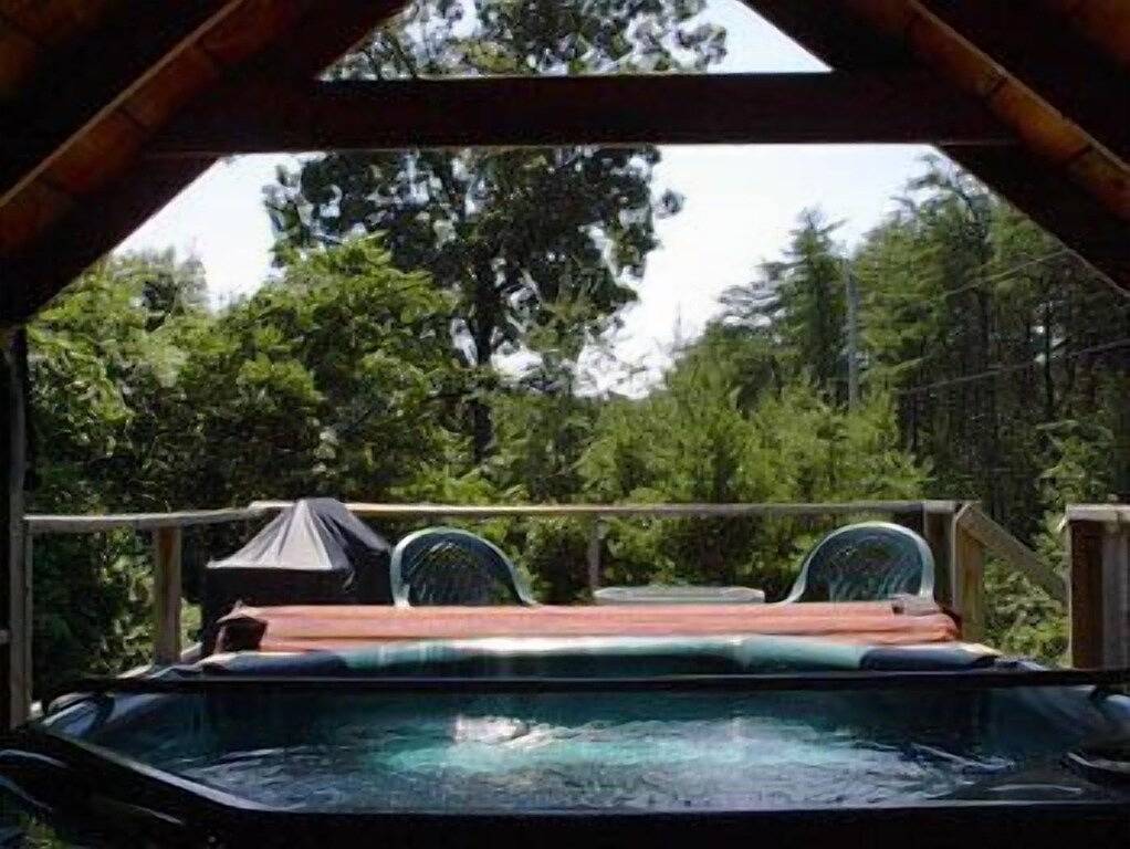 Kabine-Eigenes Badezimmer-Standard-Country Cottage in Hocking County