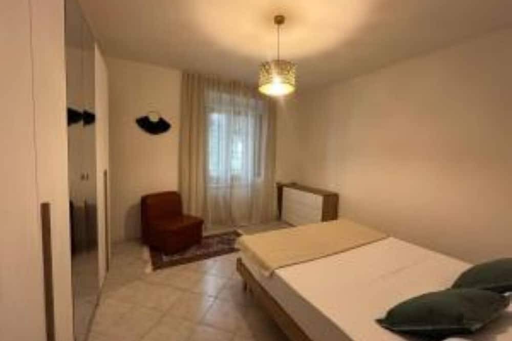 Entire apartment, Home In in Passignano sul Trasimeno, Lake Trasimeno