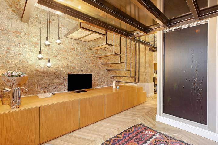 Appartamento intero, Appartamento "Dezza Loft" con terrazza privata, Wi-Fi e aria condizionata in Milano, Provincia di Milano