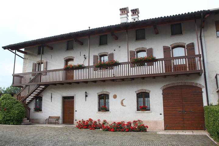 Location de vacances pour 4 personnes, avec jardin et vue à Feltre - 2