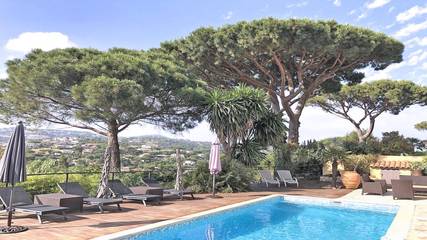 Location De Vacances pour 8 Personnes dans La Nartelle, Sainte-Maxime, Photo 1