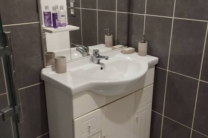 Gîte pour 4 personnes, avec jardin à Pia - 4