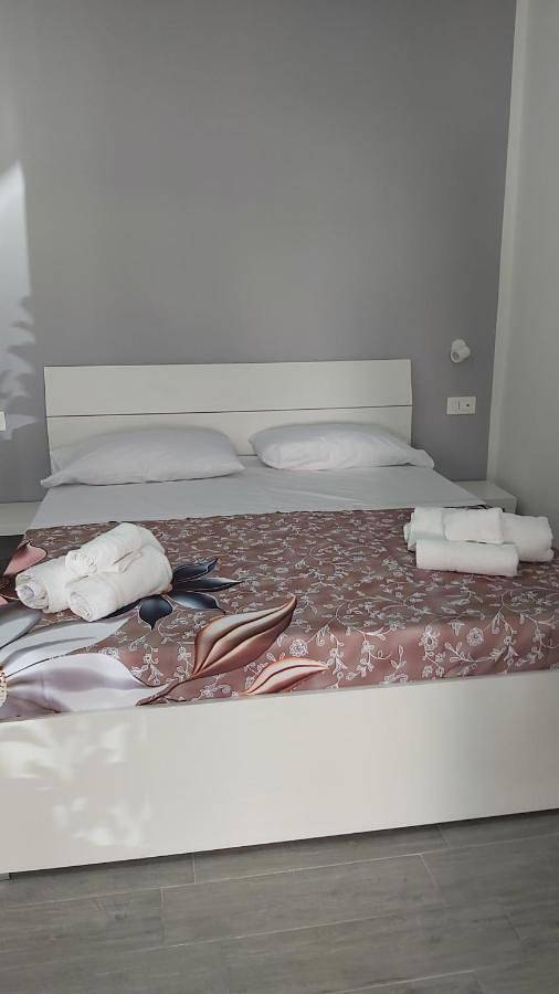 Double Room with Private Bathroom in Marina di Camerota, Camerota
