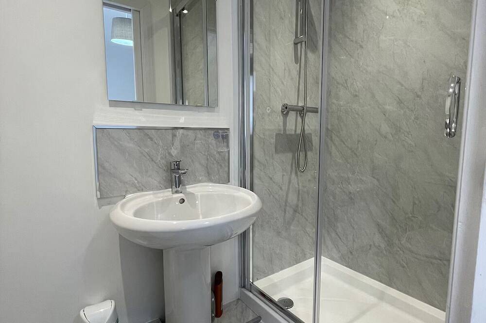 Entire apartment, Modern Double Bed Apartment in Milton Keynes in Milton Keynes, South East England