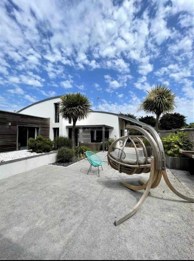 Villa pour 12 personnes, avec Terrasse et Jardin ainsi que Piscine et Vue à Saint-Hilaire-de-Riez
