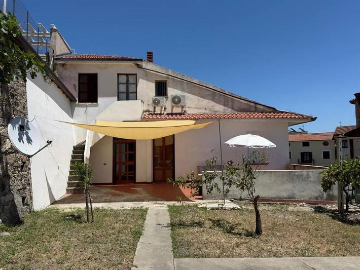 Casa vacanza per 4 persone, con terrazza e giardino, con animali domestici in Marina di Casal Velino